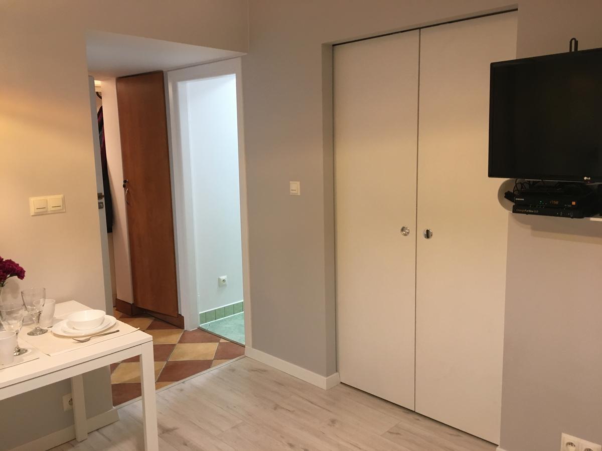 Cohen'S Place Warsaw Ngoại thất bức ảnh